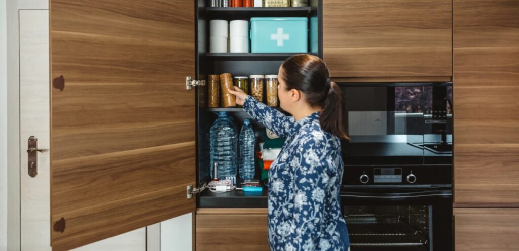 ارتفاع دولاب المطبخ: كيفية اختيار الأحجام والأبعاد المناسبة!