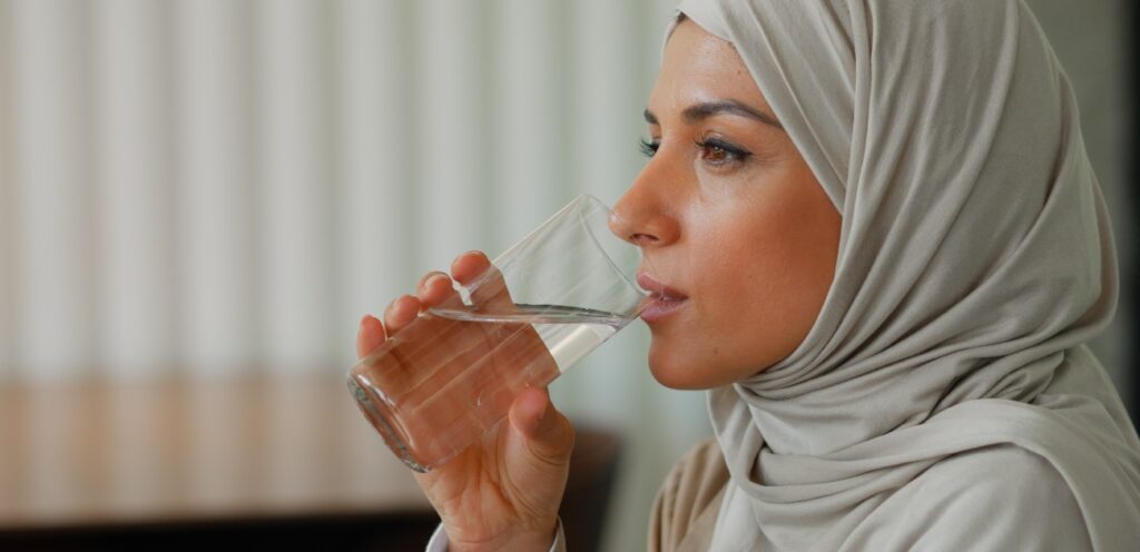 شرب الماء يساعد على سد الشهية