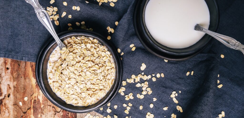 هل الشوفان هو الشعير؟ تعرفوا على الفرق بينهما