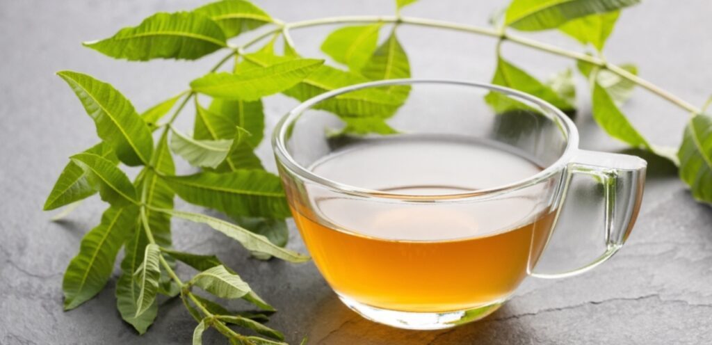 هل تعلمون ماذا يحدث لجسمكم عند إدخال عشبة اللويزة إلى نظامكم اليومي؟