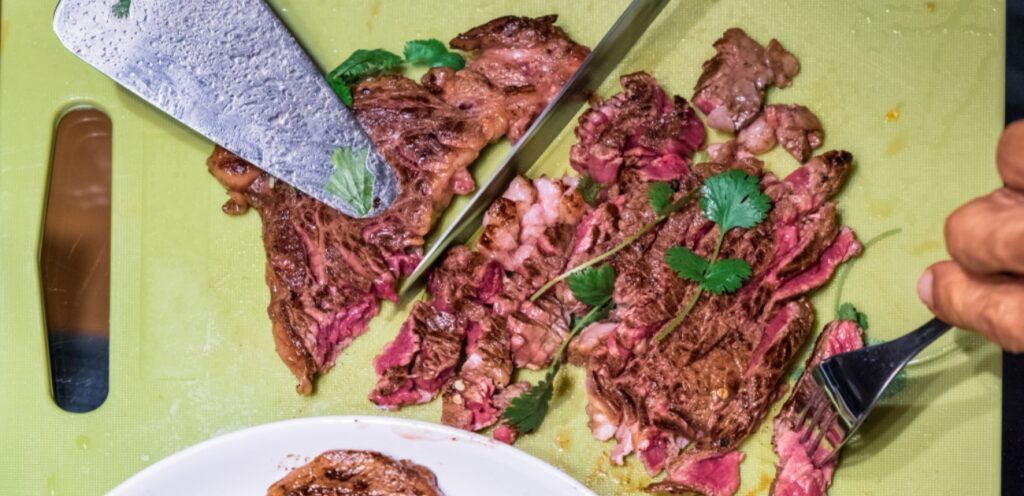 كل ما تودون معرفته عن لحم البتلو البقري.. اكتشفوا فوائده!