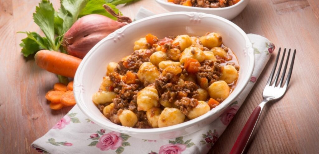 أشهى طبخات اللحمة المفرومة… تنوع لا ينتهي على سفرتكم!