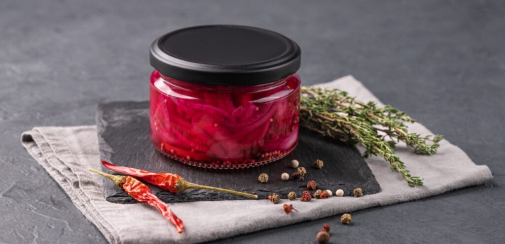 مخلل الملفوف… مليء بالبروبيوتيك لدعم صحتكم من الداخل!