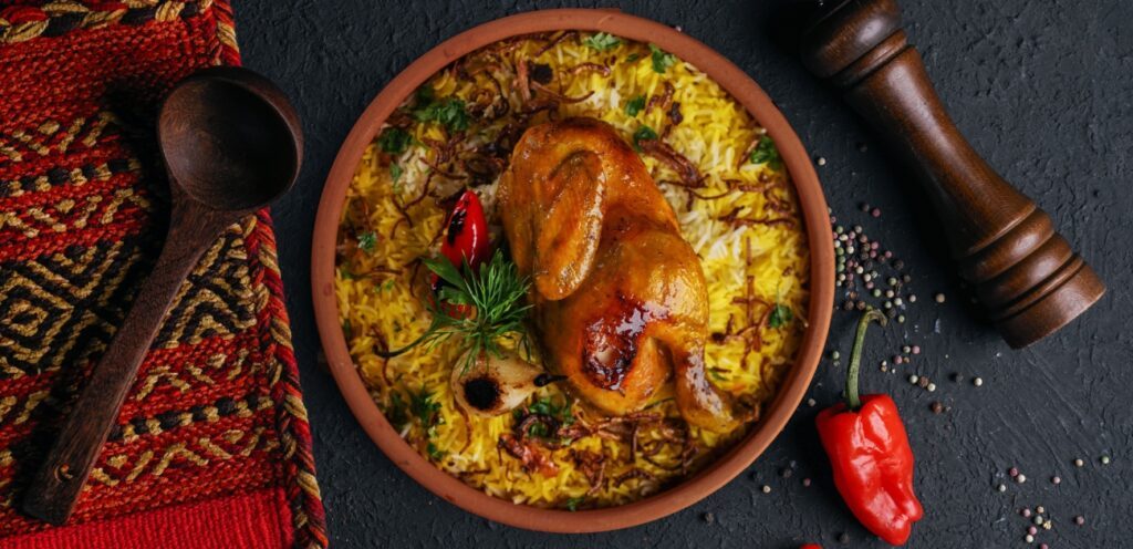 أكل يمني شعبي: نكهات أصيلة وطعم لا يقاوم!