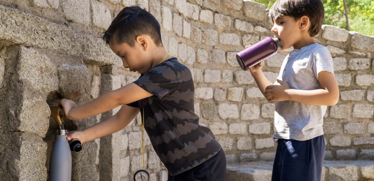 شرب الماء يزيد من نشاط الطفل
