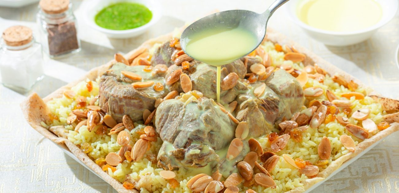 مكونات المنسف الأردني: طبق غني بالقيم الغذائية!