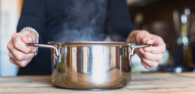نترك المكونات على النار