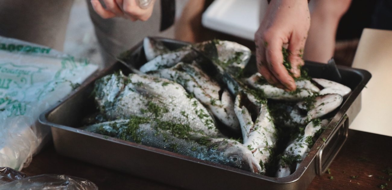 يمكنكم تتبيل السمك بأشهى النكهات