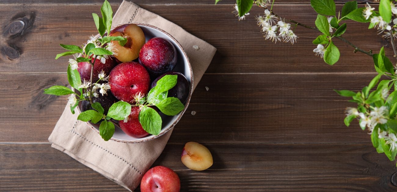 البرقوق ومضادات الأكسدة: اكتشفوا قوة الطبيعة في محاربة السرطان!