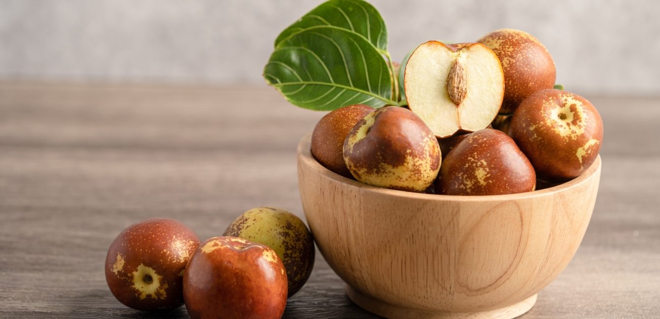 فوائد العناب: 10 أسباب ستجعل هذه الفاكهة ضمن نظامكم الغذائي!