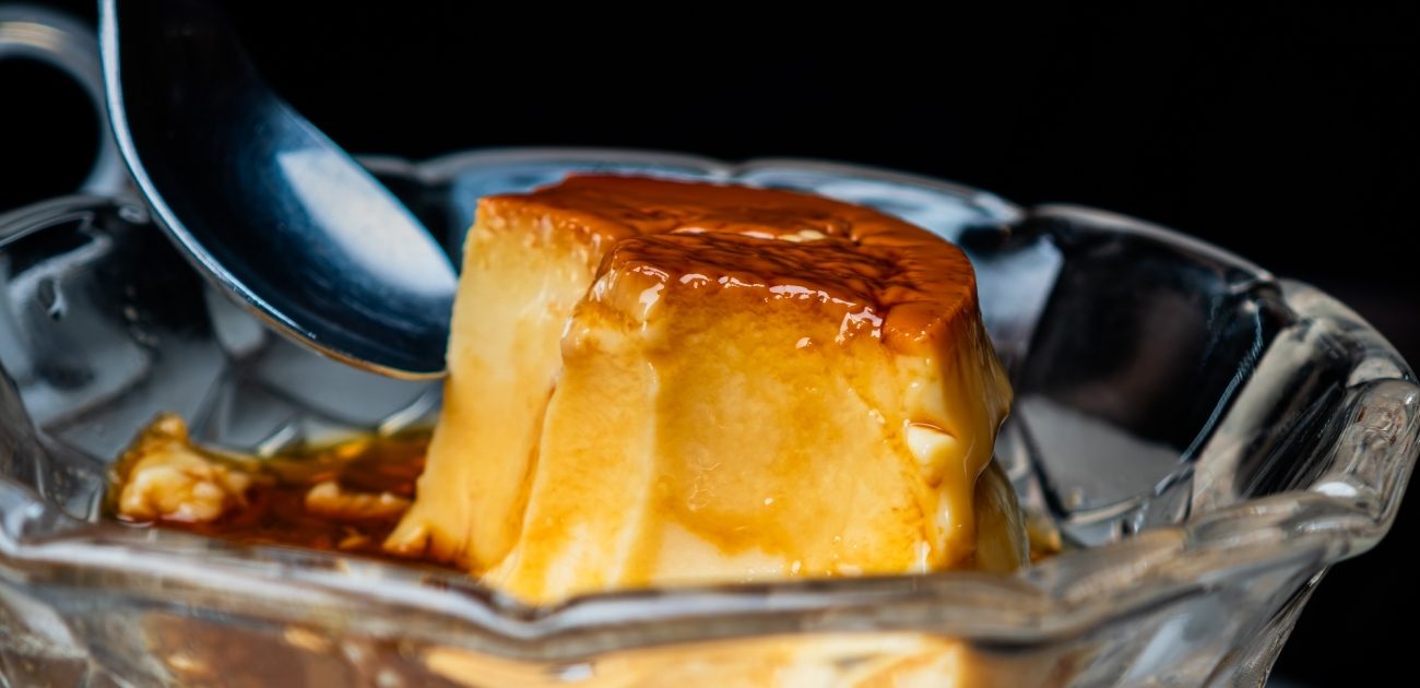 فوائد الكريمة كراميل: حلى رائع بمكونات لذيذة!