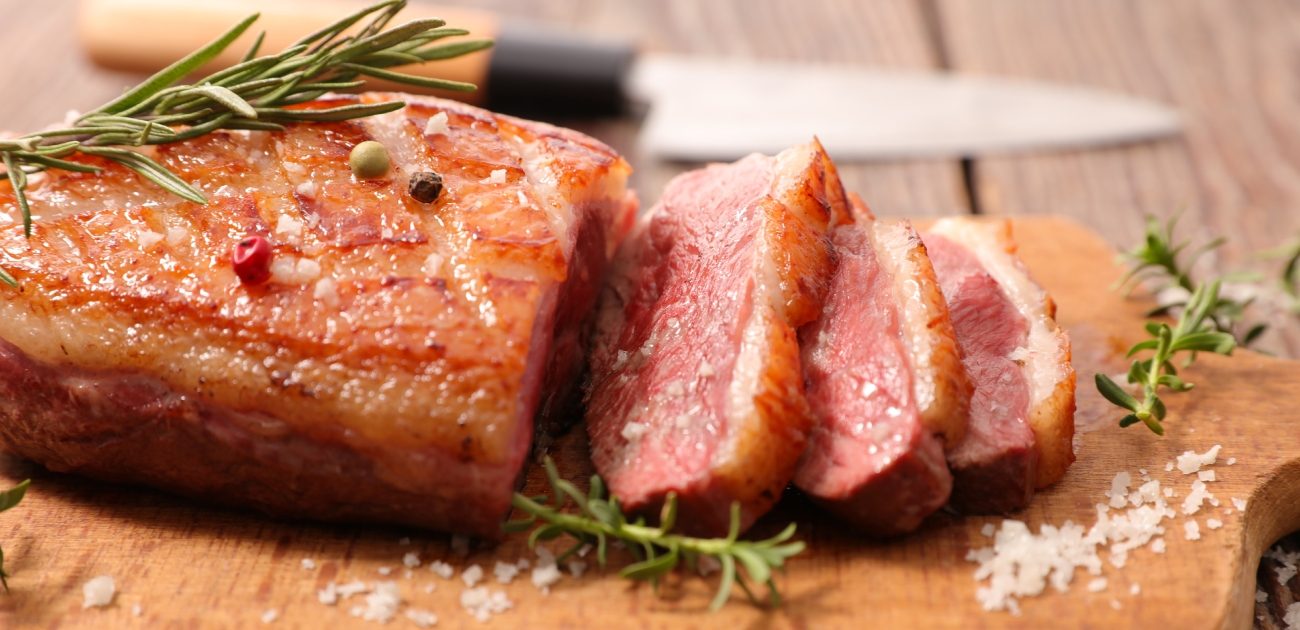 لحم البط: نكهة رائعة وفوائد غير متوقعة!