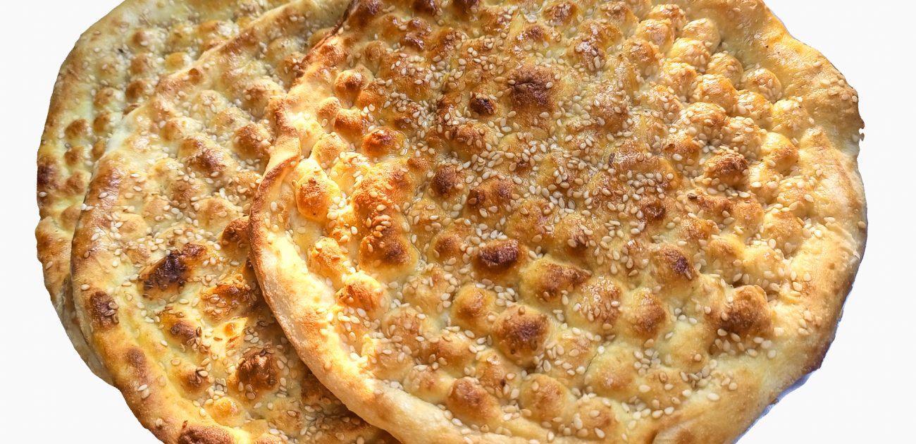قدموه مع الفول والحمّص