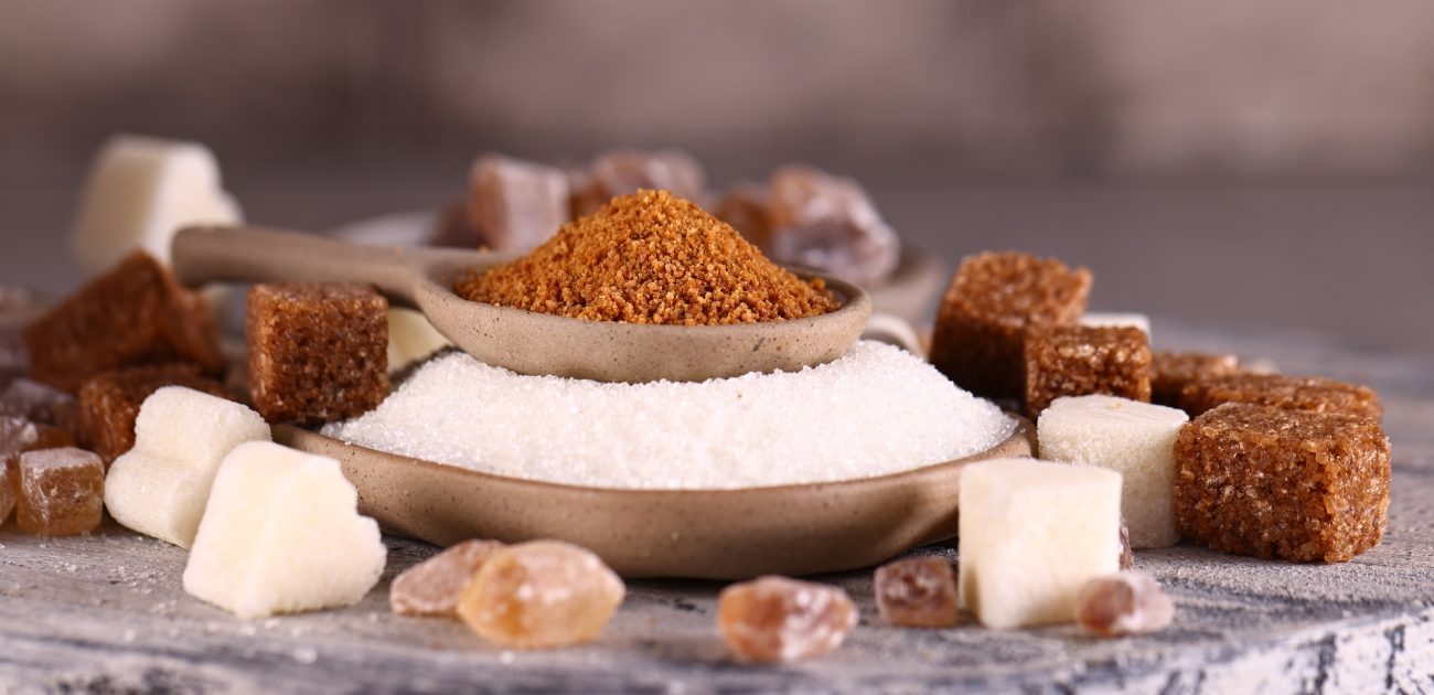 مكونات الكيكة الأساسية: وصفة سهلة بعناصر قليلة!