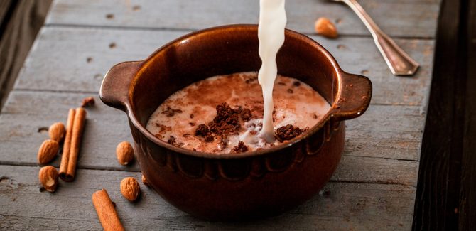 إضافة الحليب