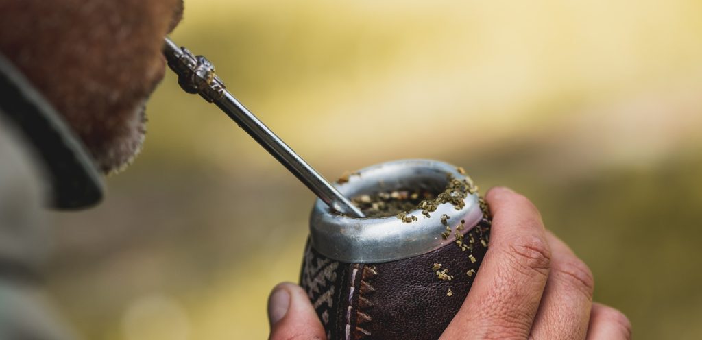 المتة مشروب يحظى بشعبية كبيرة في بلاد الشام