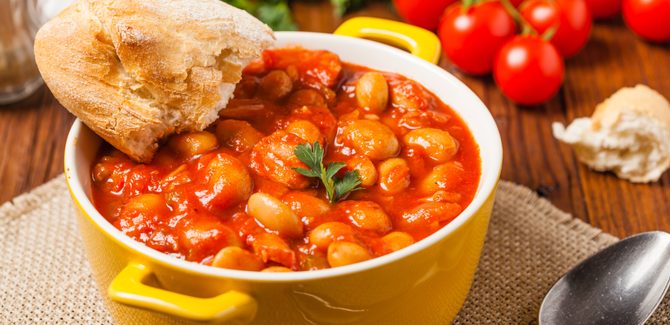 نقدّم الطبق ساخنًا