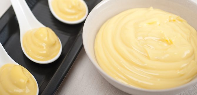 تقديم الكاسترد