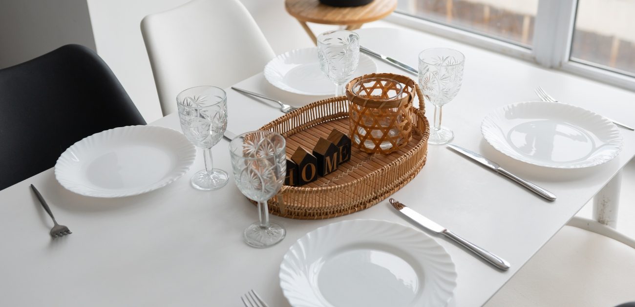 ترتيب سفرة طعام: فن يعكس الاهتمام بالتفاصيل والذوق الرفيع!