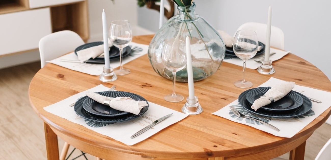 ترتيب سفرة طعام: فن يعكس الاهتمام بالتفاصيل والذوق الرفيع!