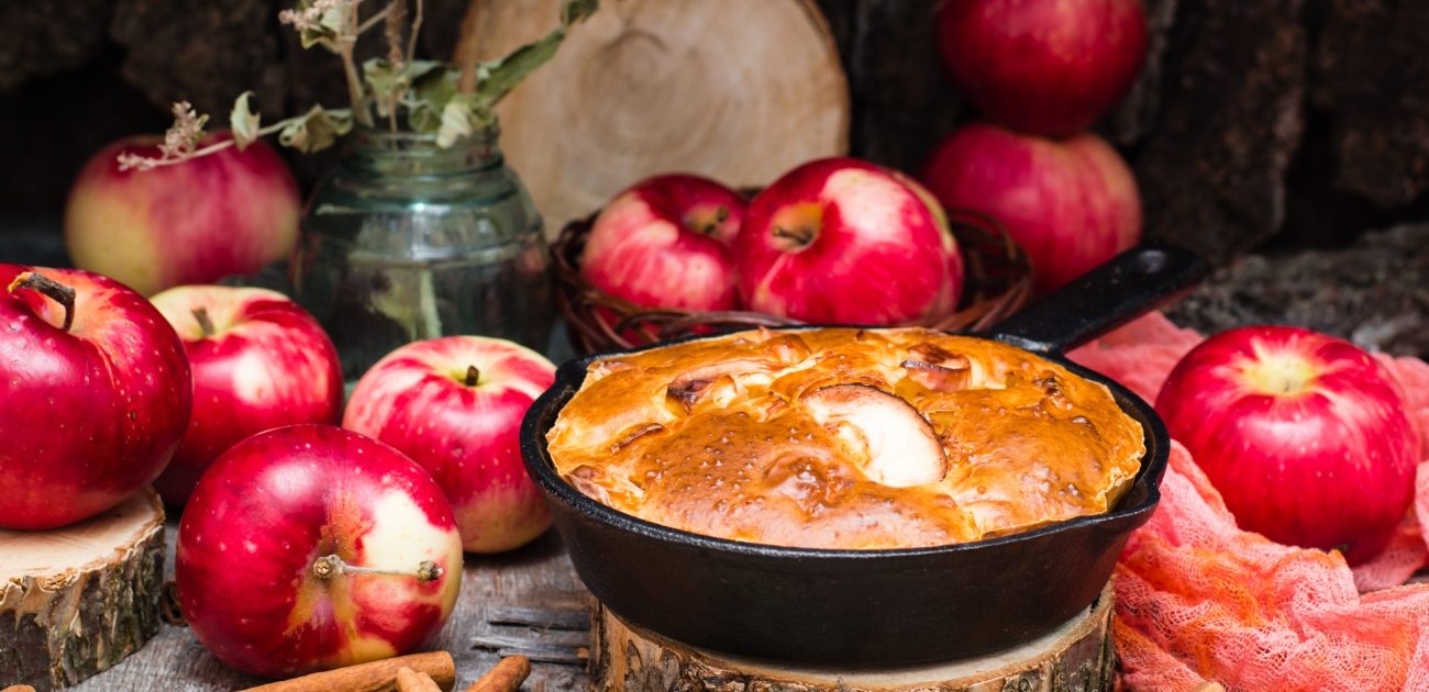 فطيرة التفاح مذاق دافئ يناسب أجواء الشتاء