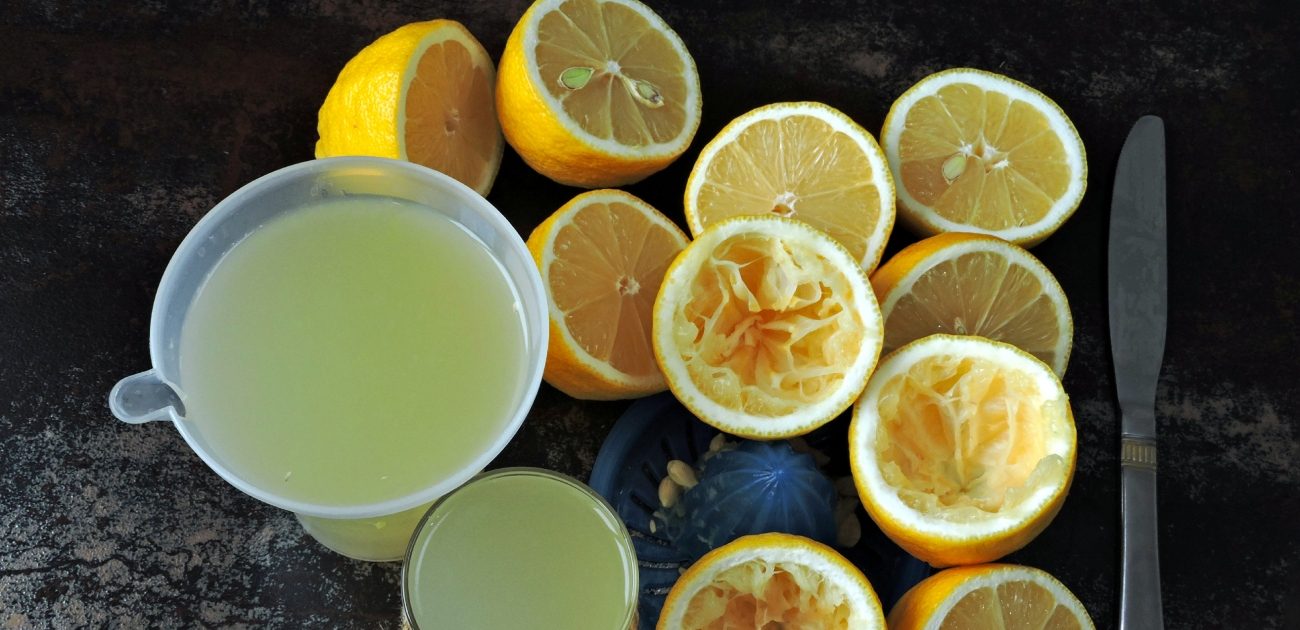 تهدئة الأعصاب وتحسين المزاج من أهم فوائد الكمون والليمون!