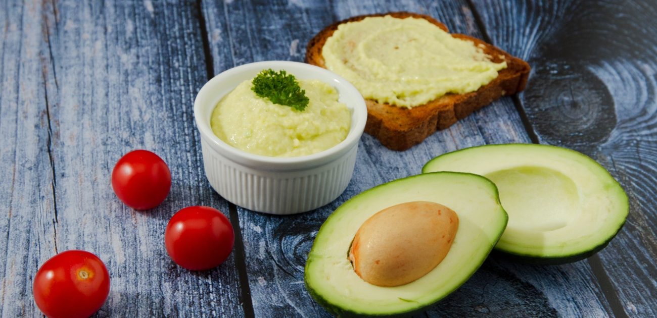 مايونيز الأفوكادو: وصفة صحية بقوام كريمي رائع!