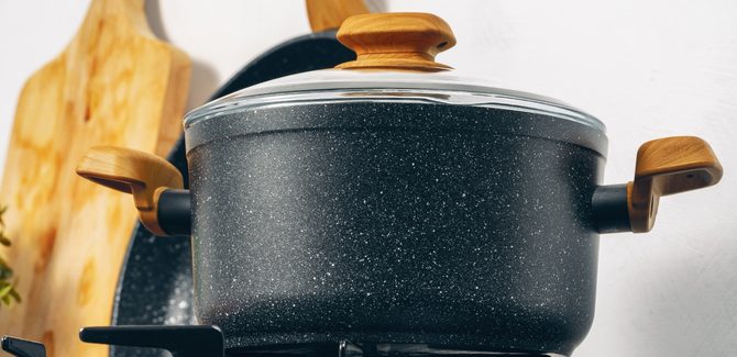 نضع القدر على النار