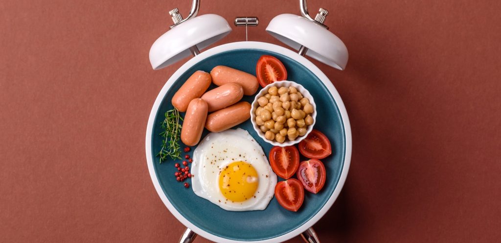 أفكار لوجبات صحية خلال الصيام المتقطع