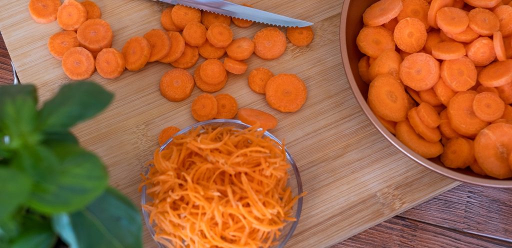 يمكنكم تقطيع الجزر بعدة طرق مختلفة