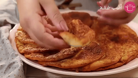 تقديم الخبز