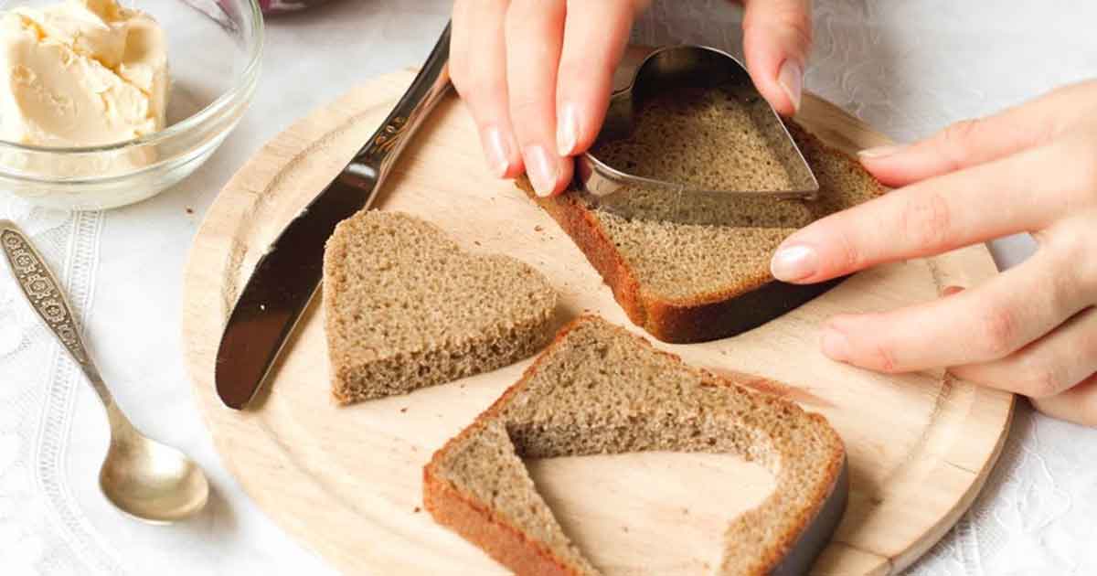 Spoon, Cutlery, Bread