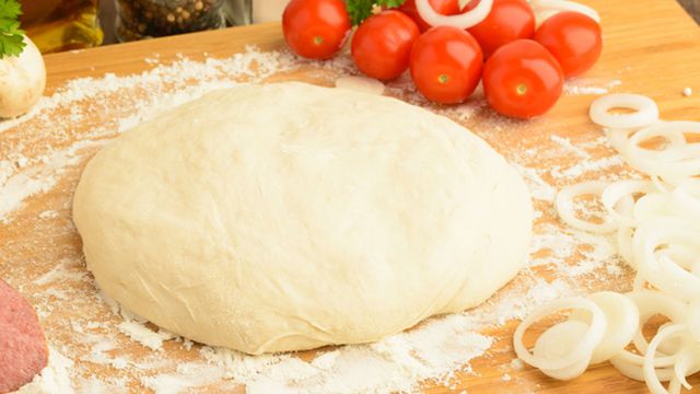 اسرع وصفات عجين تحضر بدقائق