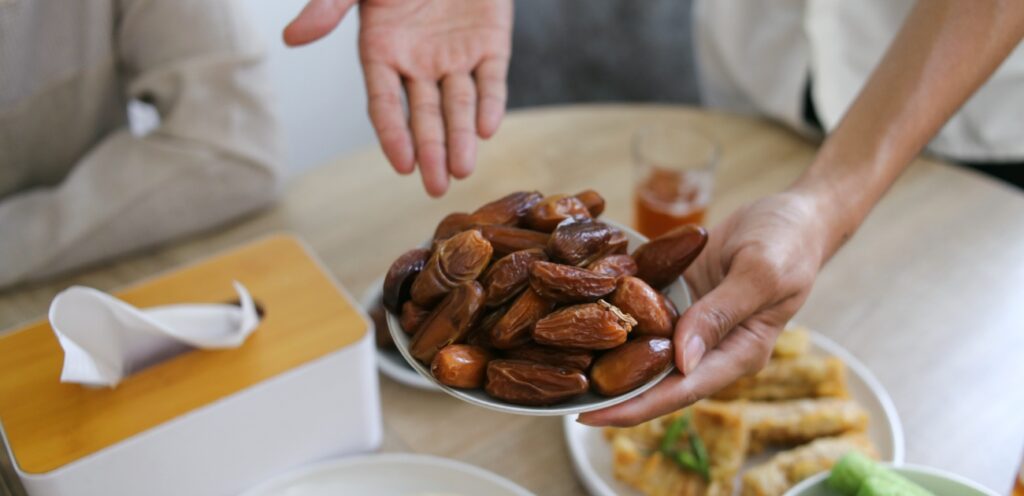 التمر أساس هذه الوصفة