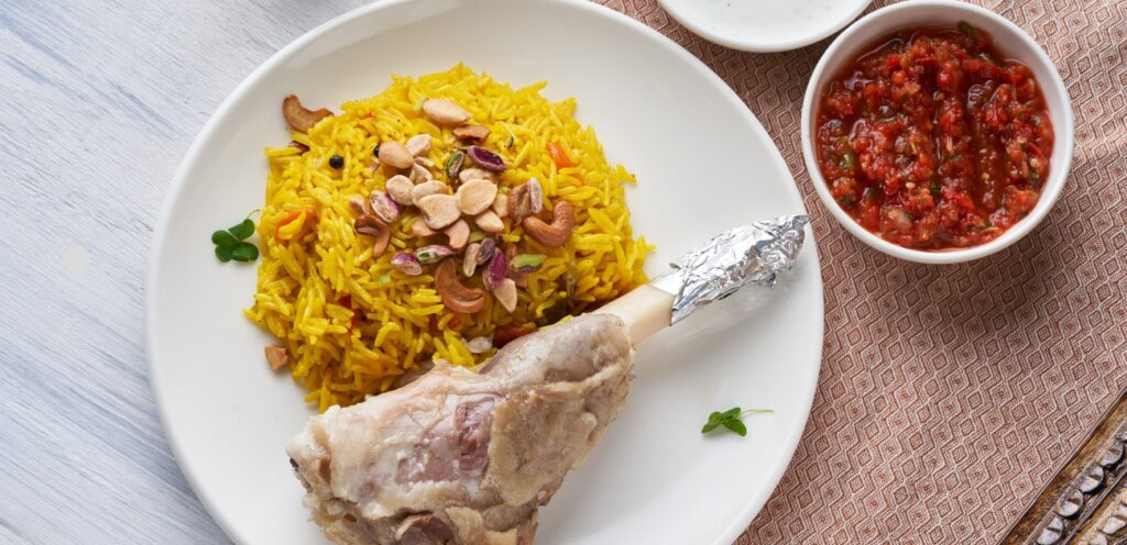 الدقوس من أشهر الصلصات الخليجية