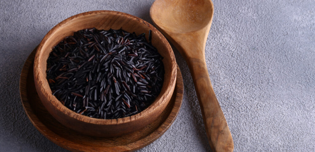 يحارب الجذور الحرّة