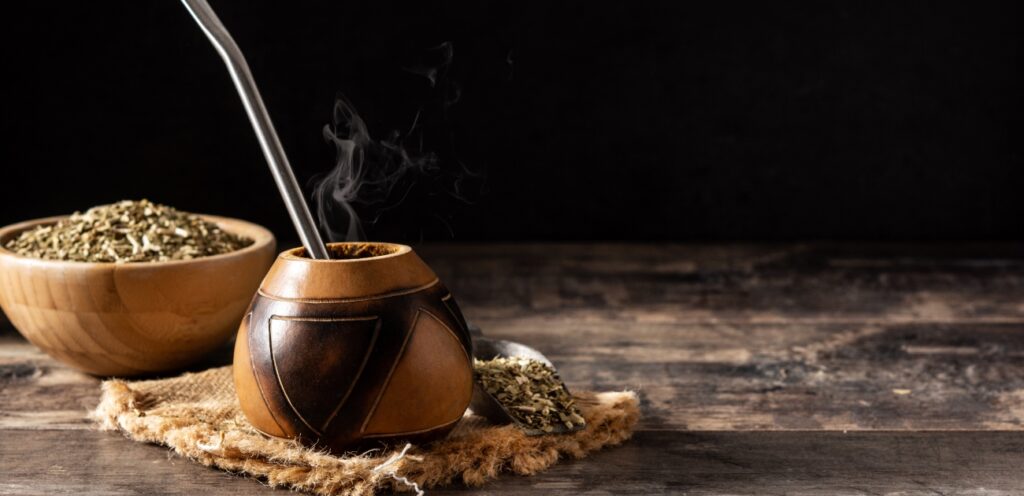 ما هي المتة.. وما هو السر وراء هذا المشروب العشبي الرائع؟