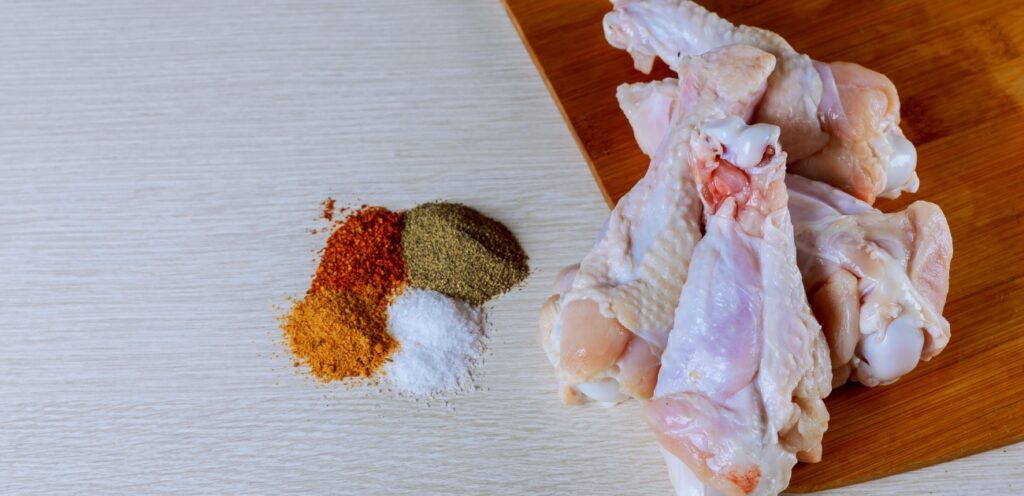 بهارات أساسية لسلق الدجاج
