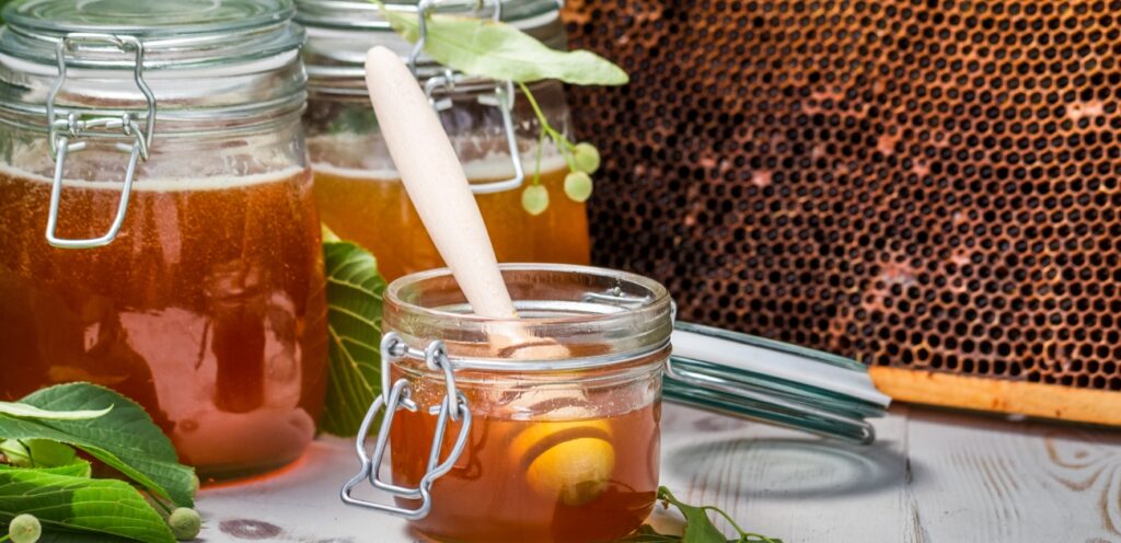العسل في المنام: خير ورزق وشفاء من الأمراض!